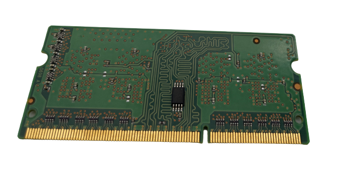 1100683 - Mic S D9PFJ 2GB D3L-1600S MEMORY
